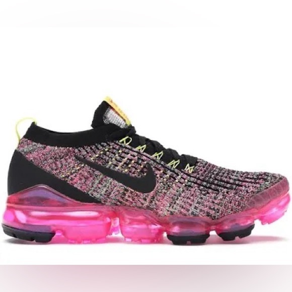 Nike Shoes - Nike Women's Multicolor Flyknit Shoes